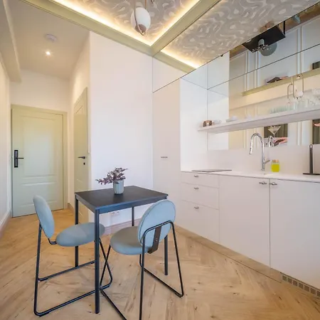 דירה Marszalkowska Luxury By Sofija ורשה
