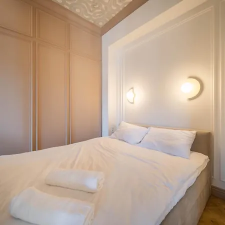 דירה Marszalkowska Luxury By Sofija ורשה