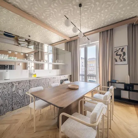 דירה Marszalkowska Luxury By Sofija ורשה